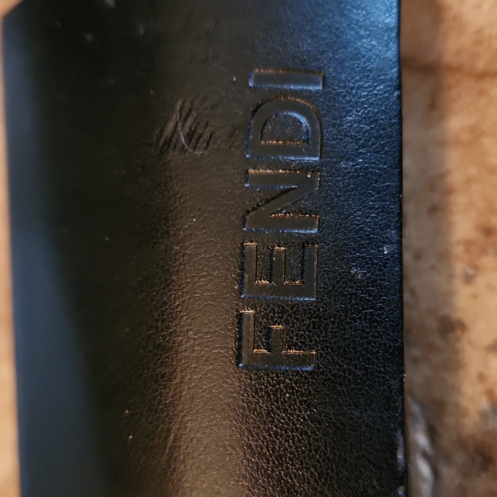 Fendi black hard eyeglasses case - Picture 6 of 9